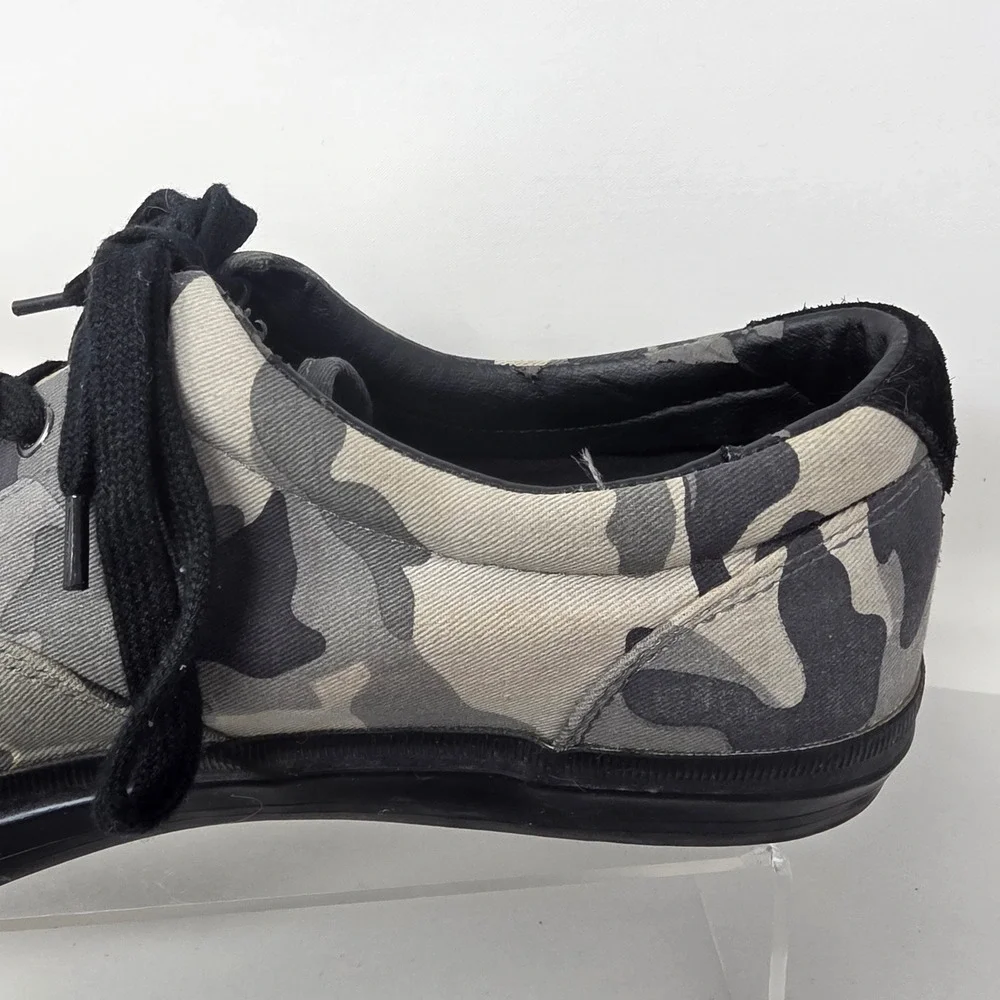 Polo Ralph Lauren ships from